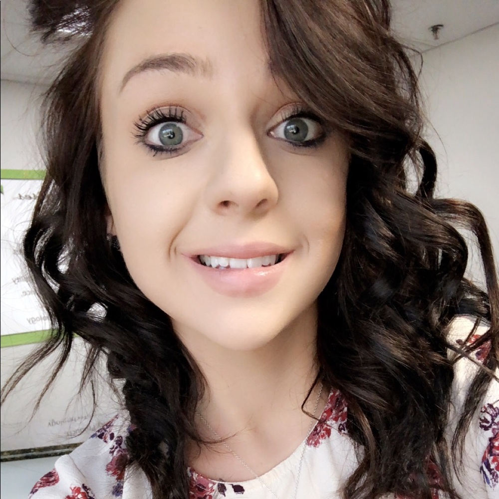 Meet your Posher, Sarah